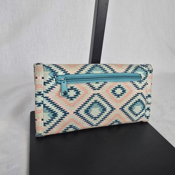 Kavu Tri-Fold Wallet Cotton Pink White Blue Geo Aztec - Picture 8 of 13